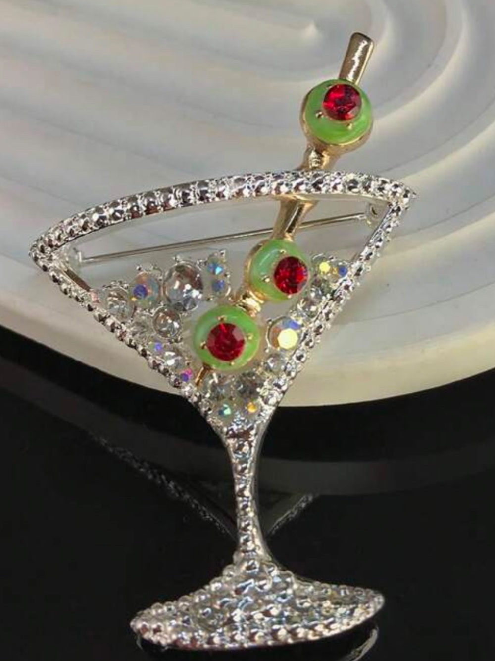 Olive Cocktail Brooch vintage lapel pin jewelry silver hour bag charm bridal NEW